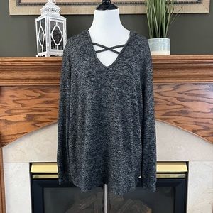 Isela Sport Criss Cross Keyhole Hooded Pullover Casual Tunic‎ Top Sz. L